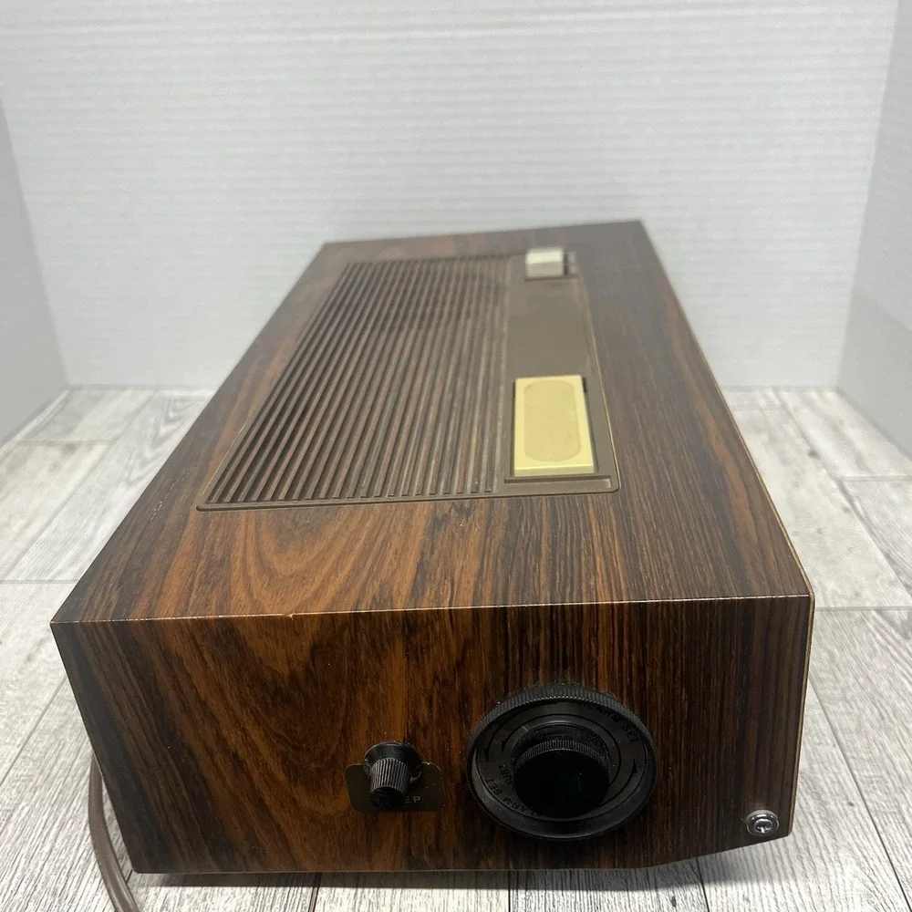 Vintage‎ Sony Digimatic Litetime TFM-C770W Flip Clock Radio for Parts Repair